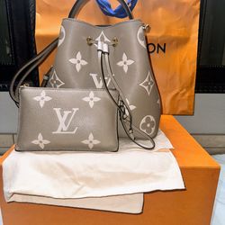 Louis Vuitton NéoNoé MM bucket bag