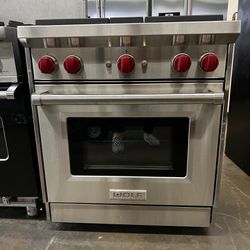 Wolf 30”Wide Gas Range Stove in Stainless Steel Recent Model 