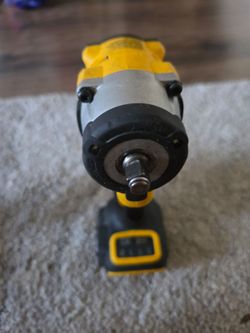Dewalt 923 and 2 powerstack 5ah batteries
