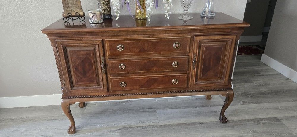 Buffet Wood Table