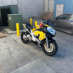 2000 CBR929RR