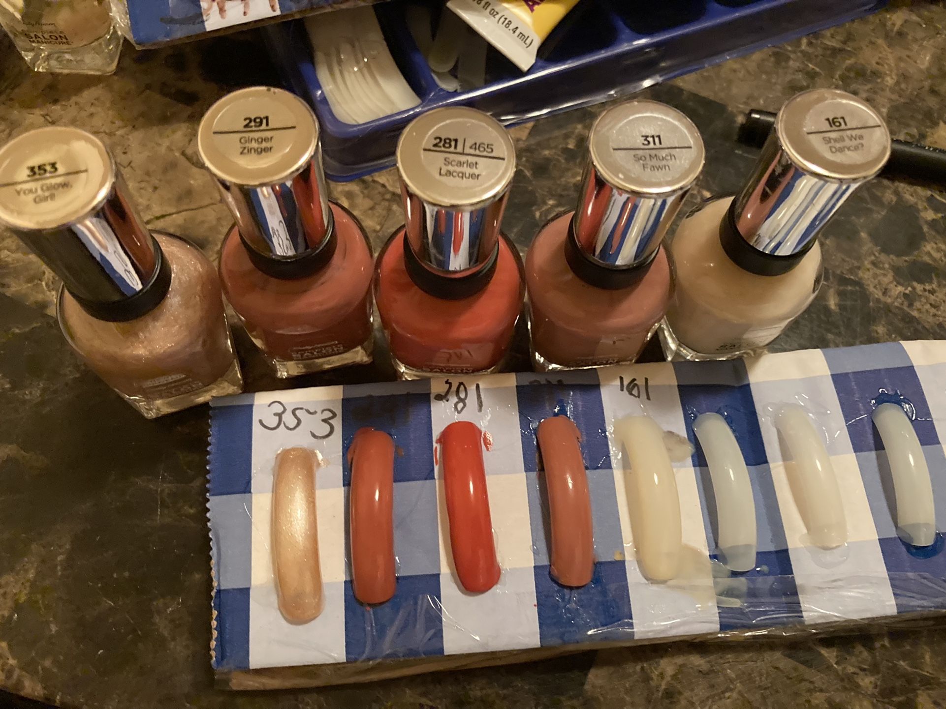 LOT OF 42 SALLY HANSEN COMPLETE SALON MANICURE
