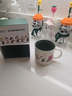 Starbucks peanuts mug