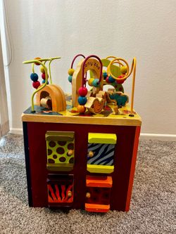 Zany Zoo activity cube