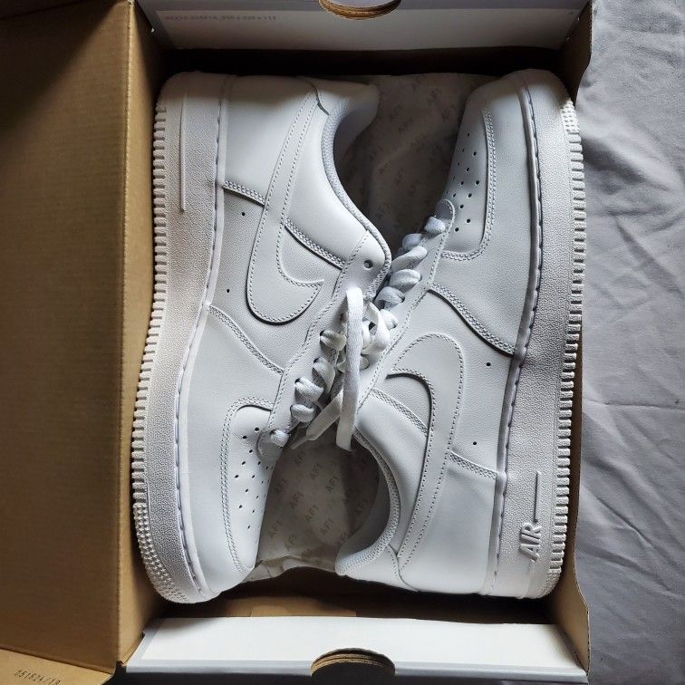 *NEW* Nike AF1 Size: 11 $80