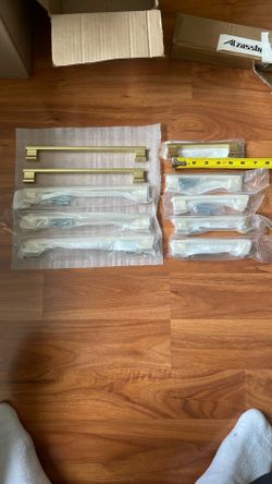 Total 10 Gold handles 