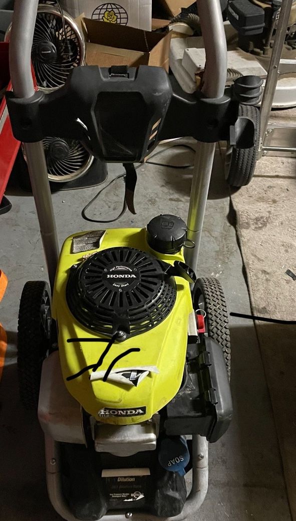Ryobi pressure washer Honda motor 3000 psi with attachments and hoses