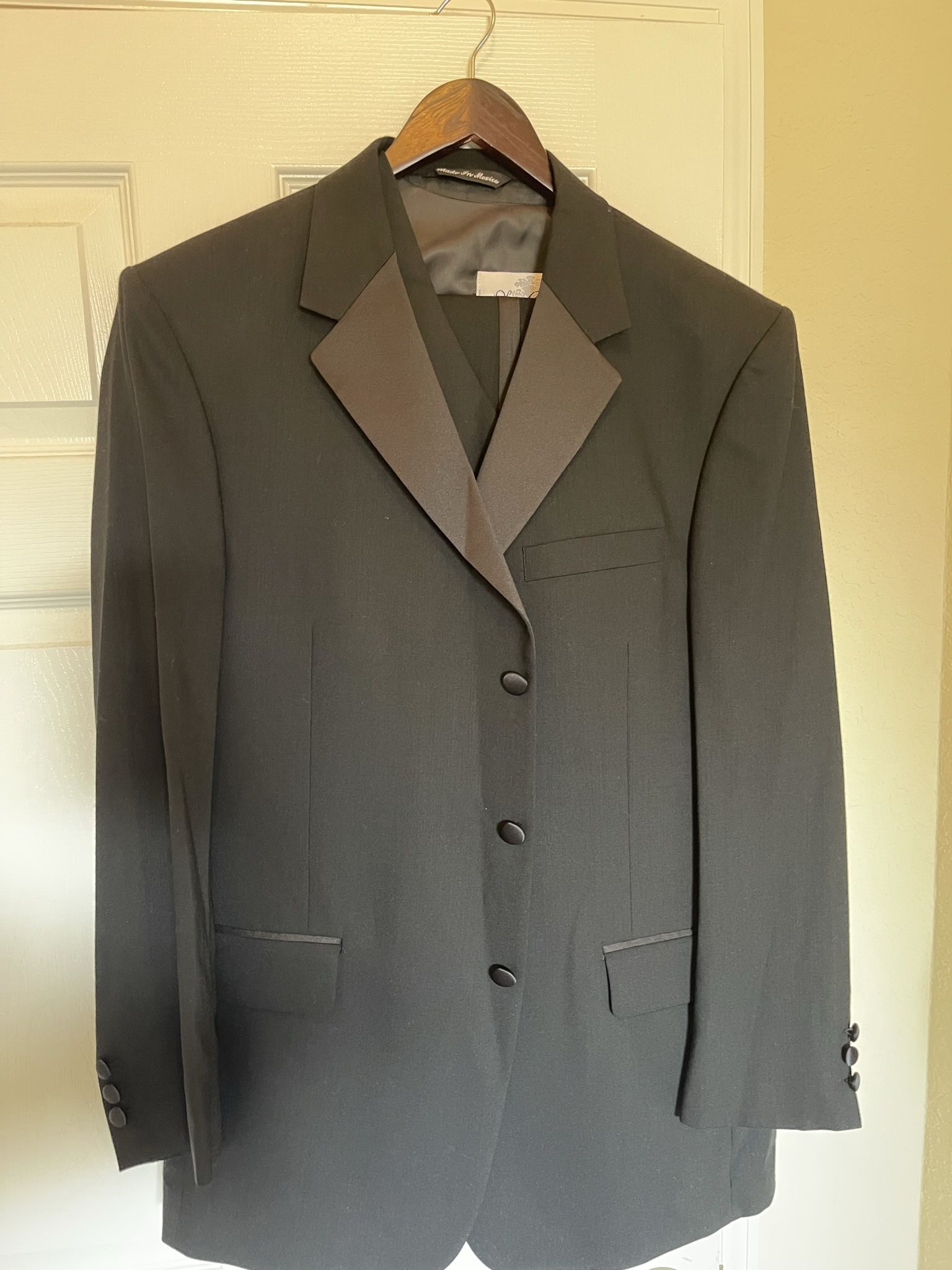 OLEG CASSINI MEN TUXEDO SUIT - 3 PIECES
