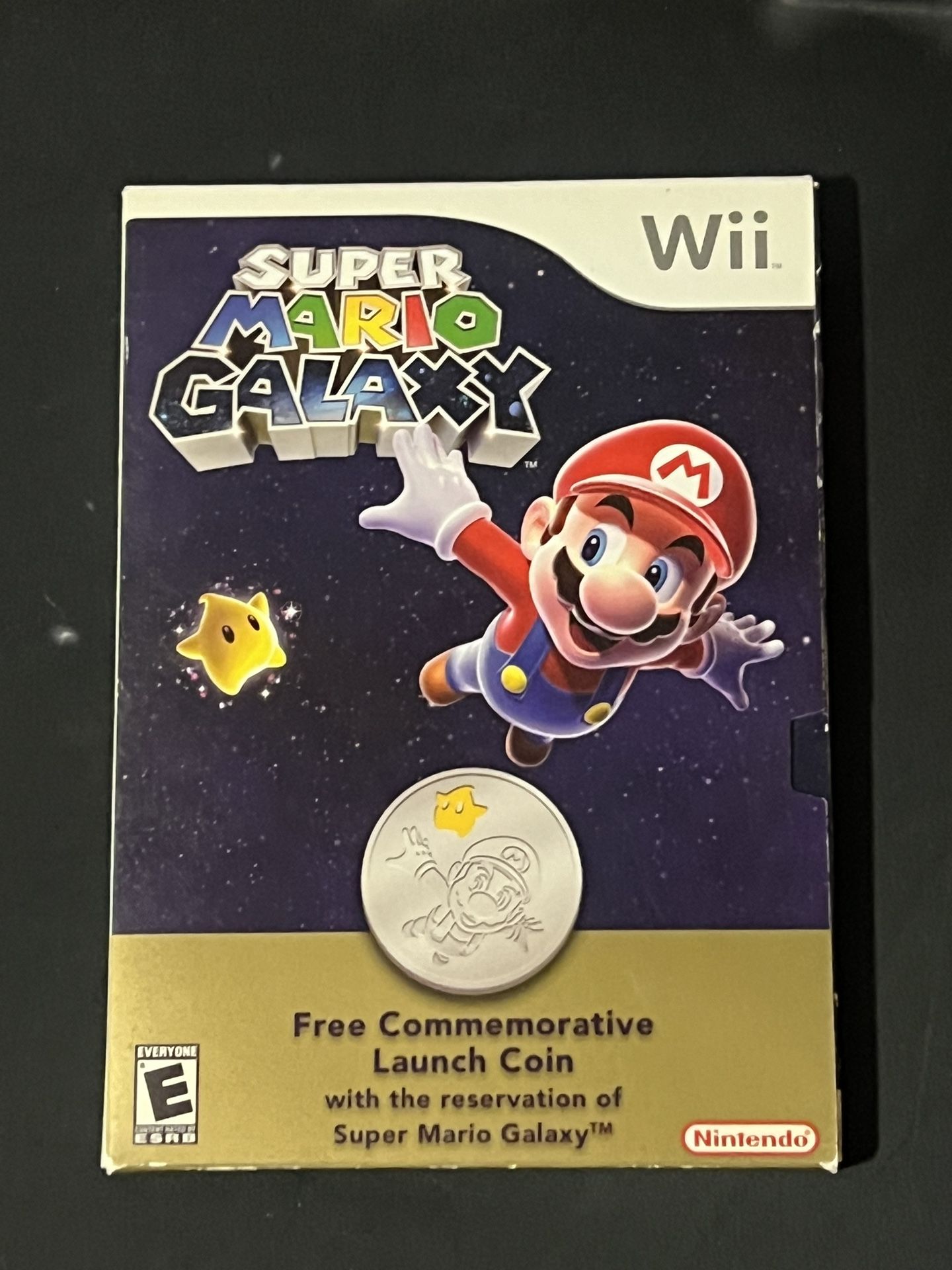 NINTENDO Wii SUPER MARIO GALAXY COMMEMORATIVE LAUNCH COIN COA