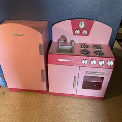 Cute Pink Retro Kids Kitchen Set $150  Firm 