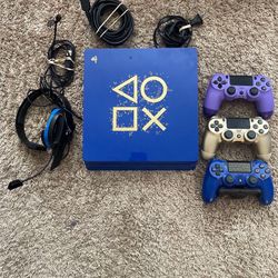 PlayStation 4 Daze Of Play Limited Edition