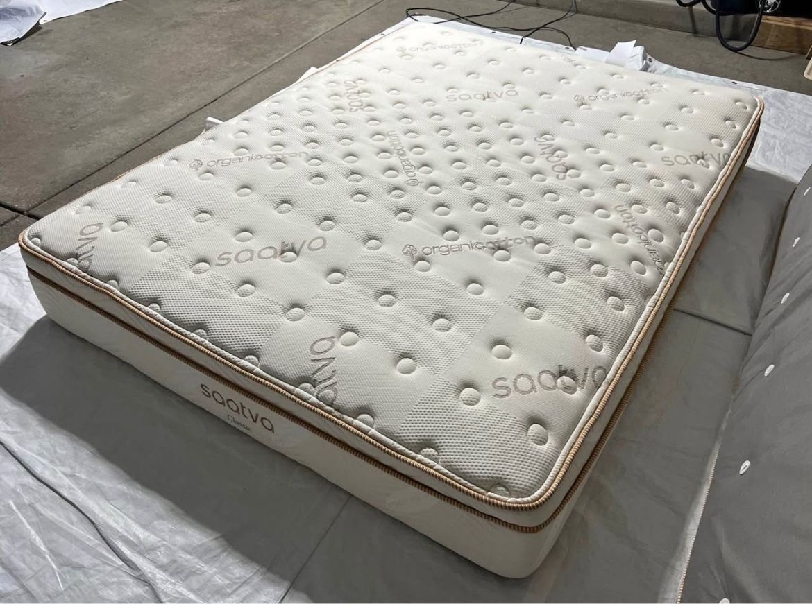 Saatva 11.5 Inch Firm Queen Mattress ❤️