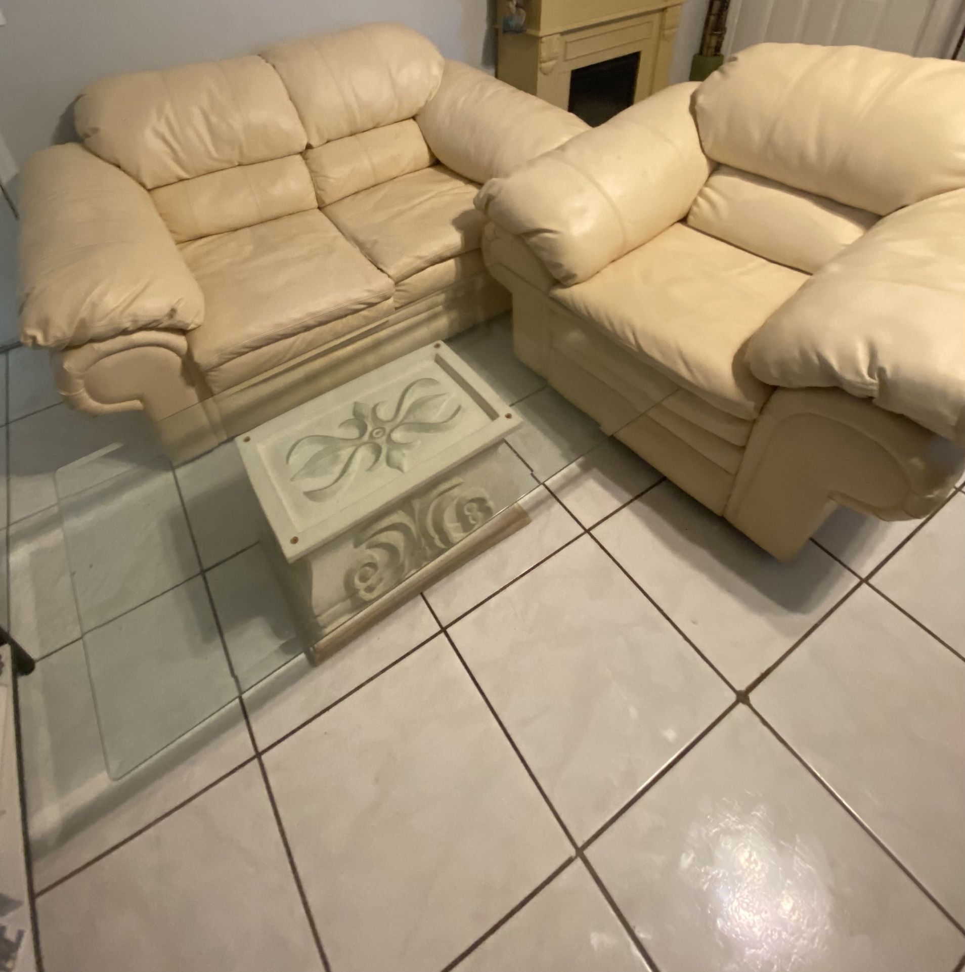 3pc And 1 Coffe Table