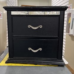 Night Stand Drawers With Mirror Border