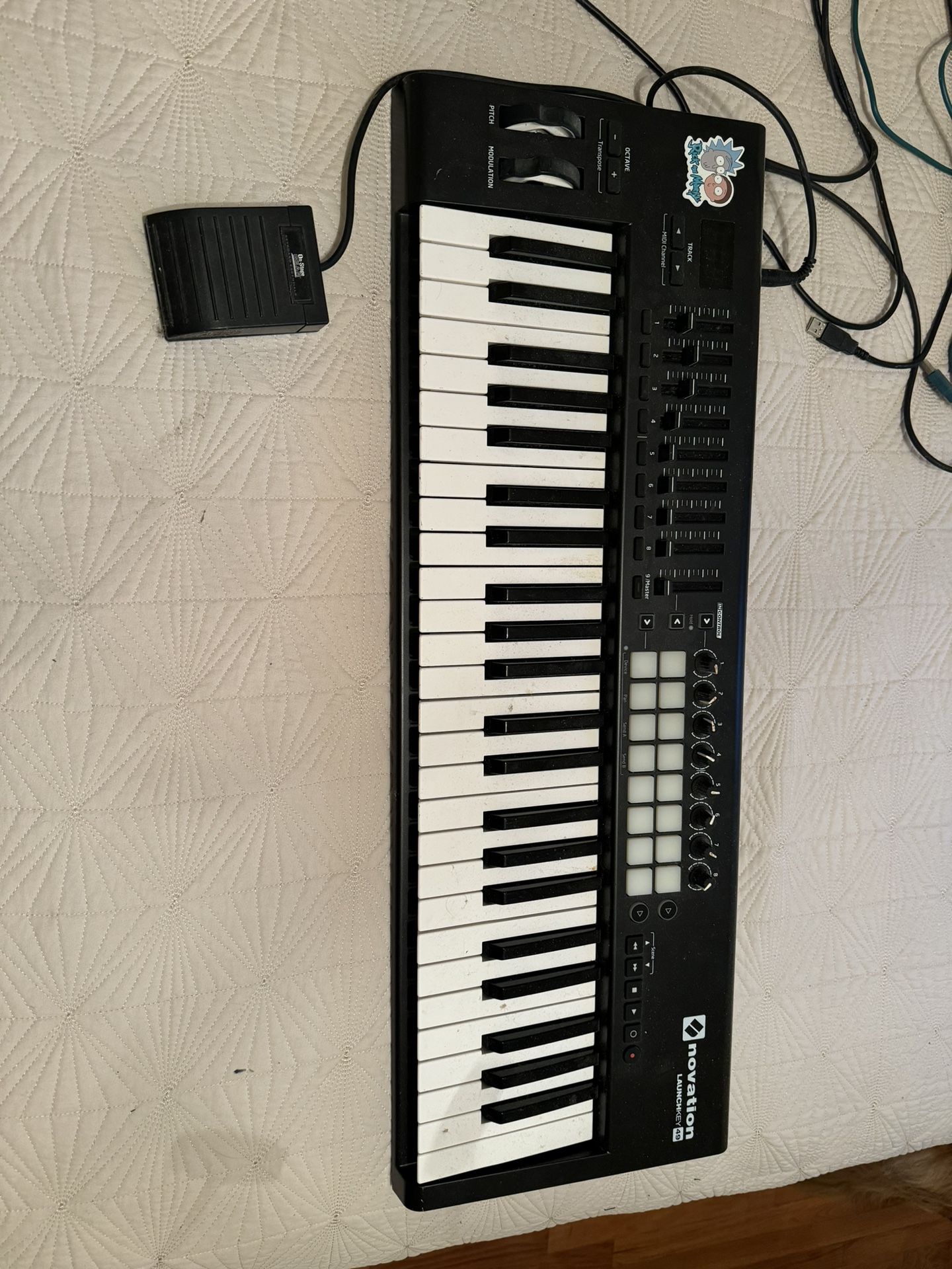 Novation Launhkey 49