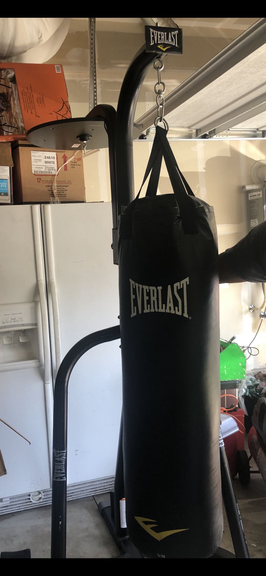 Heavy Bag W/ Stand (GREAT DEAL)