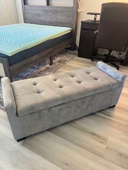 Bed Side Ottoman