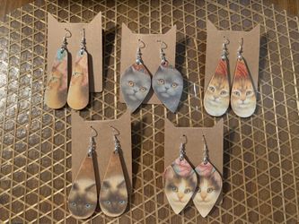 Handmade cat earrings 