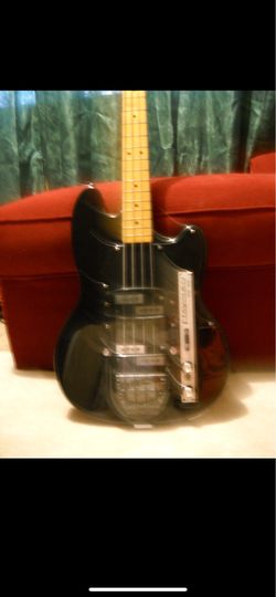 Bass guitars