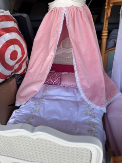American Girl, Doll Wood Canopy Bed With Accessories
