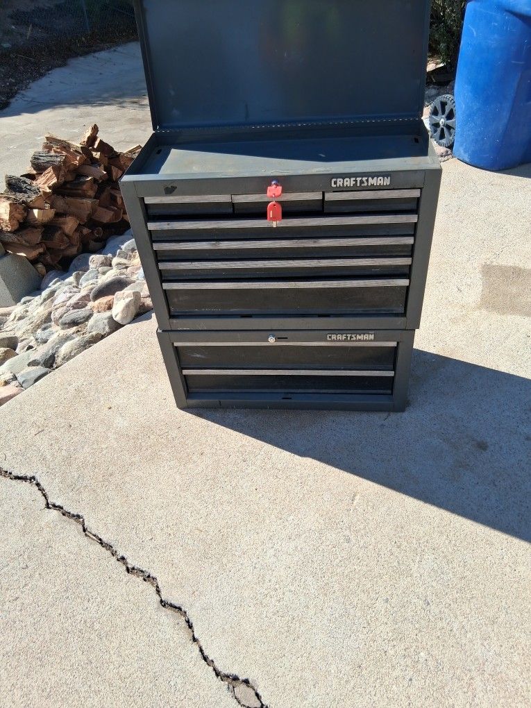 CRAFTSMAN TOOL BOX