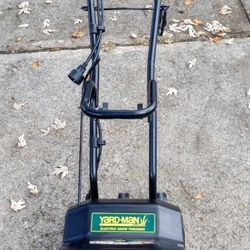 YARD MAN by MTD electric snow snow blower shovel 