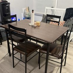 Dining Room Table With Chairs 