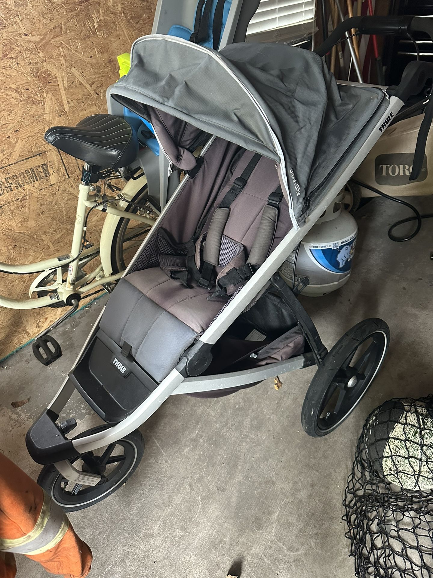Thule Jogging Stroller