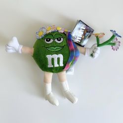 2003 M&M’s Mars Green Candy Hippie Valentines Multicolor Rainbow 6” Plush Toy