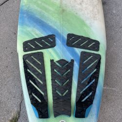 Surfboard 