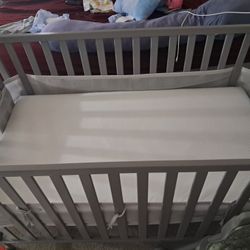 Crib & Mattress Plus Bumper Pads For Sell