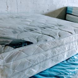 $200 queen Pillow Top Mattress Only Brand New Free Delivery Same Day 