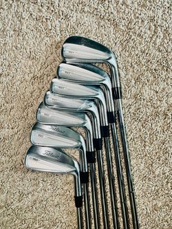 Titleist T150 Irons NEW!