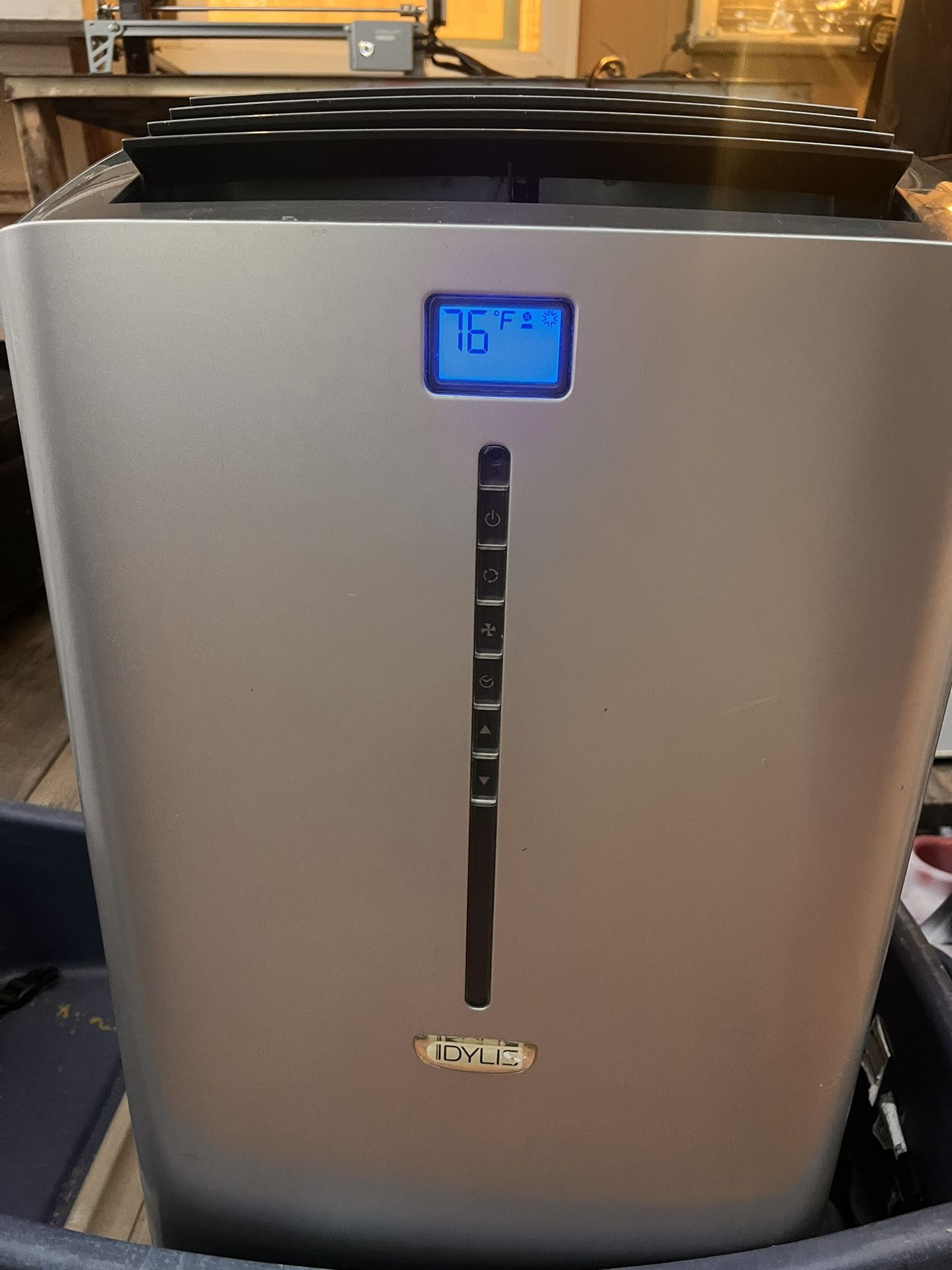 Idylis portable air conditioner