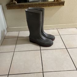 New Mens Rain Boots Size 13 $20