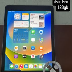 iPad Pro 128gb.  Like New And Unlocked!