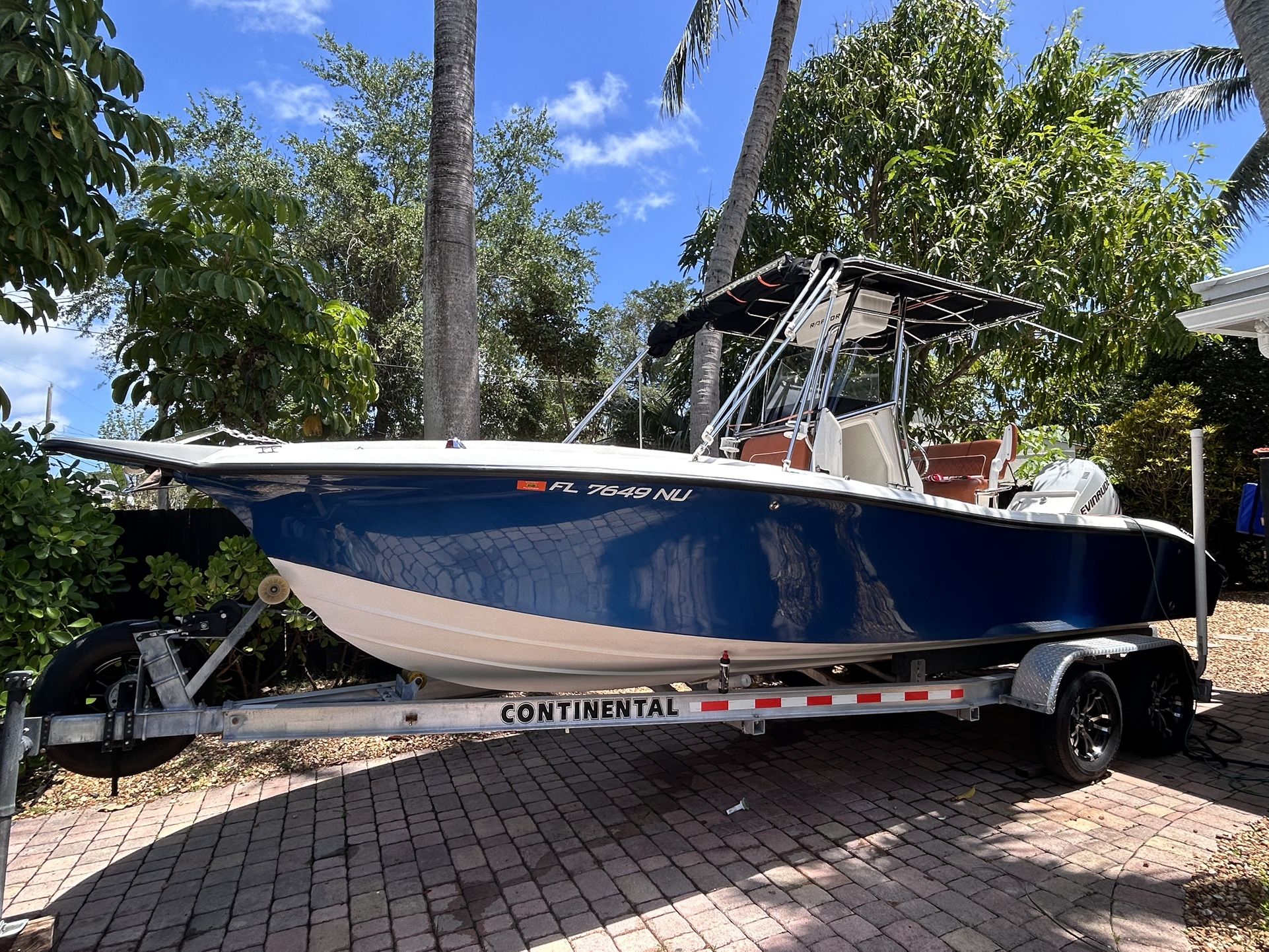 Fishing Raptor Center Console Boat 24 Foot with Trailer 