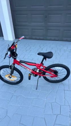 Brand New Dynacraft 20” boys bike