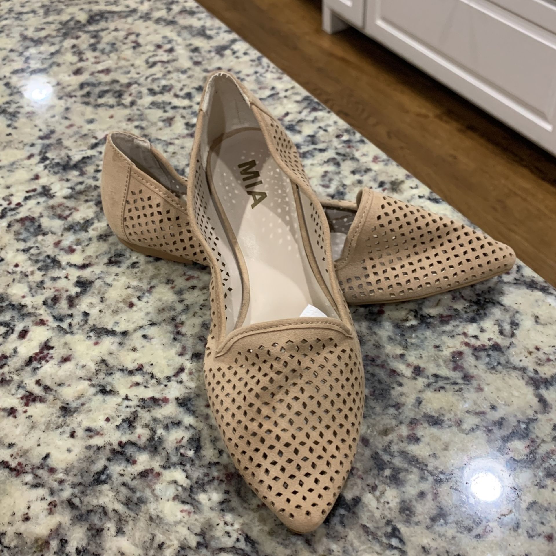 Women’s Shoes