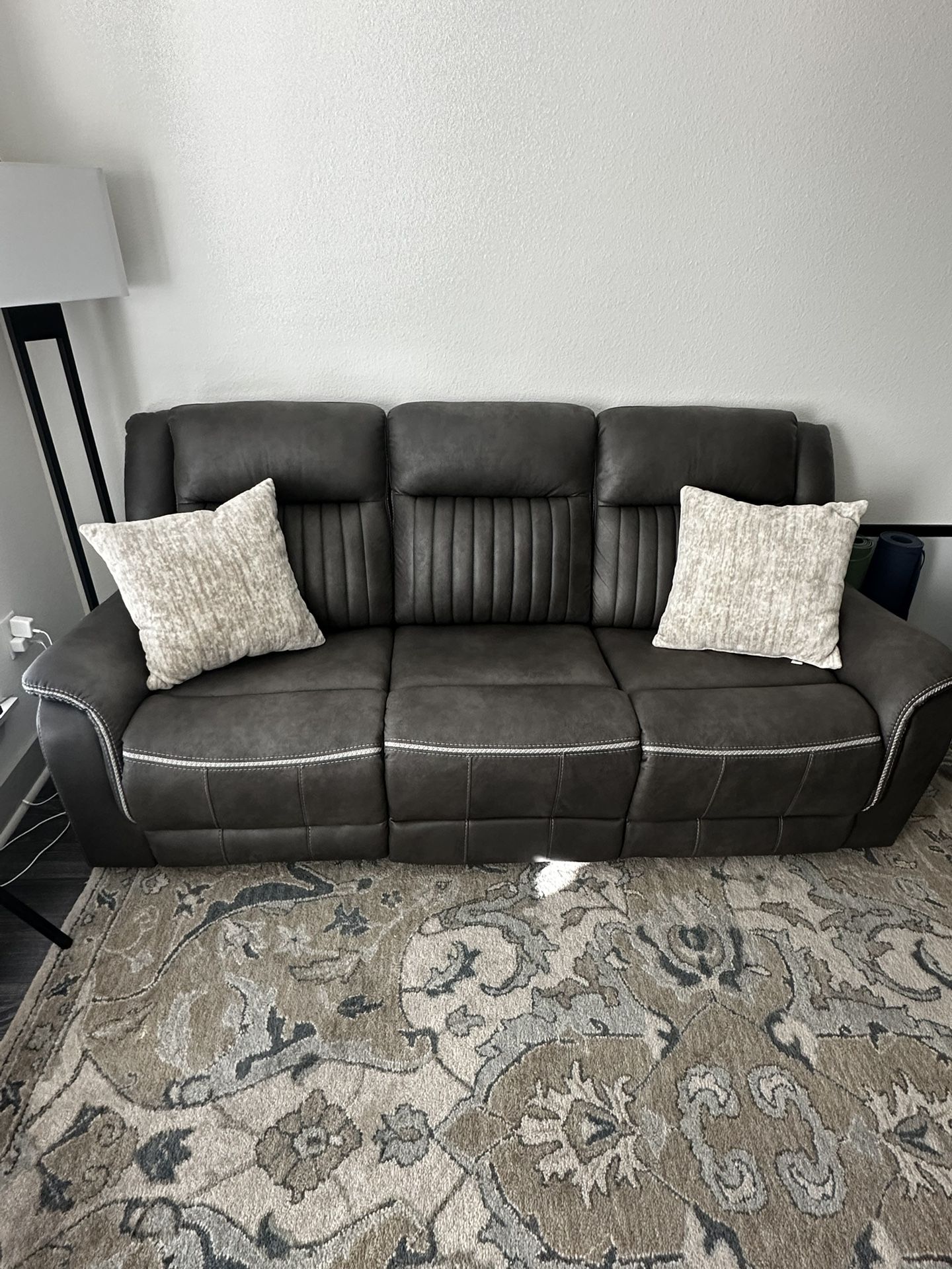 Sofa & Loveseat Electric Recliners