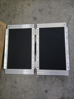 Wheelchair Ramp 2FT, Non-Slip Aluminum Ramps for Wheelchairs for Home, Handicap Wheelchair Ramps for Home Steps