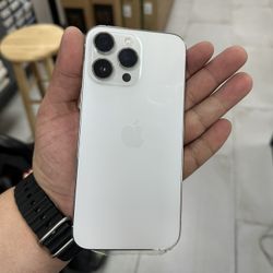 iPhone 14 Pro Max Unlocked 128GB! Finance For $50 Down Payment!!