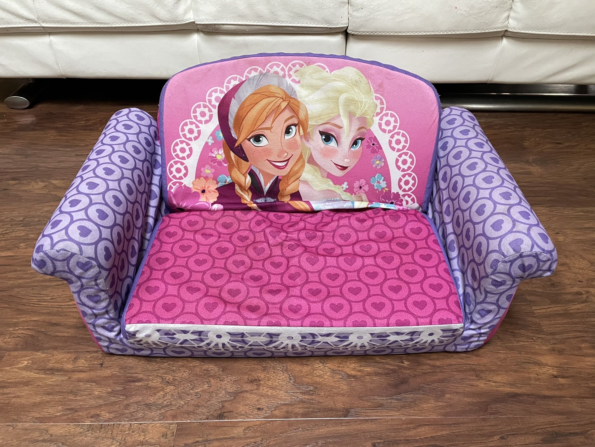 Elsa & Anna Toddler Girl Princes Foldable Couch Foam Sleeper Sofa Frozen