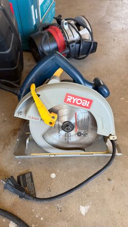 Ryobi 7-1/4" Circular Saw 12 Amp
