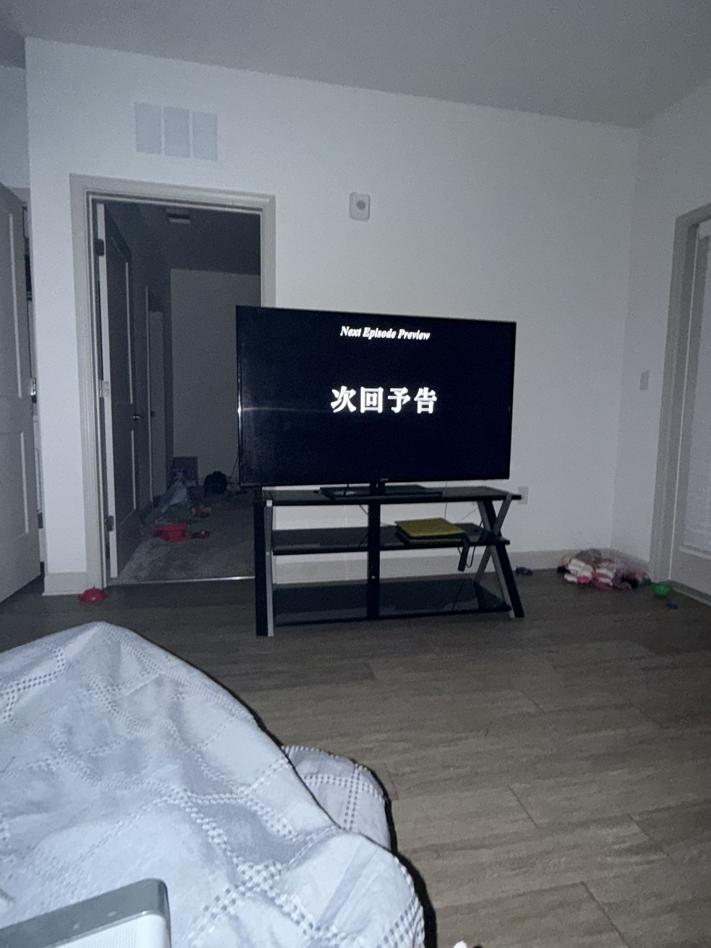 60 Inch Samsung Tv With Roku Stick And Stand