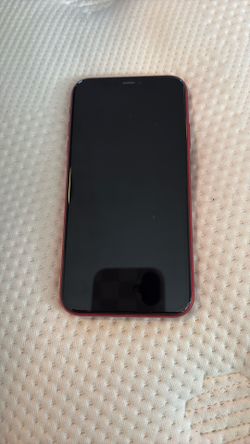 iPhone (LOCKED)