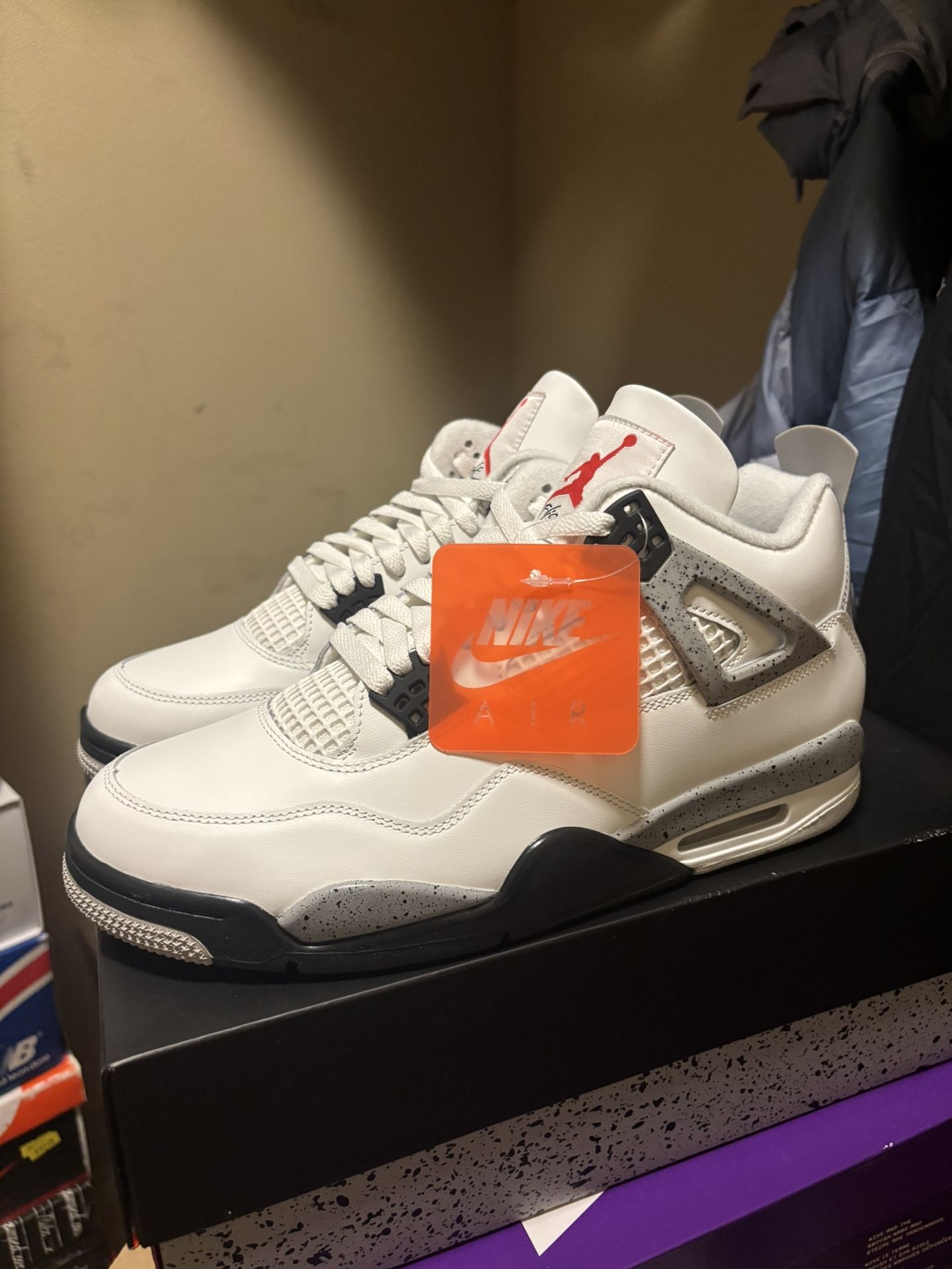 Jordan 4 Retro White Cement (2025)