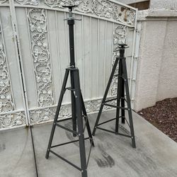 Underhoist Stand