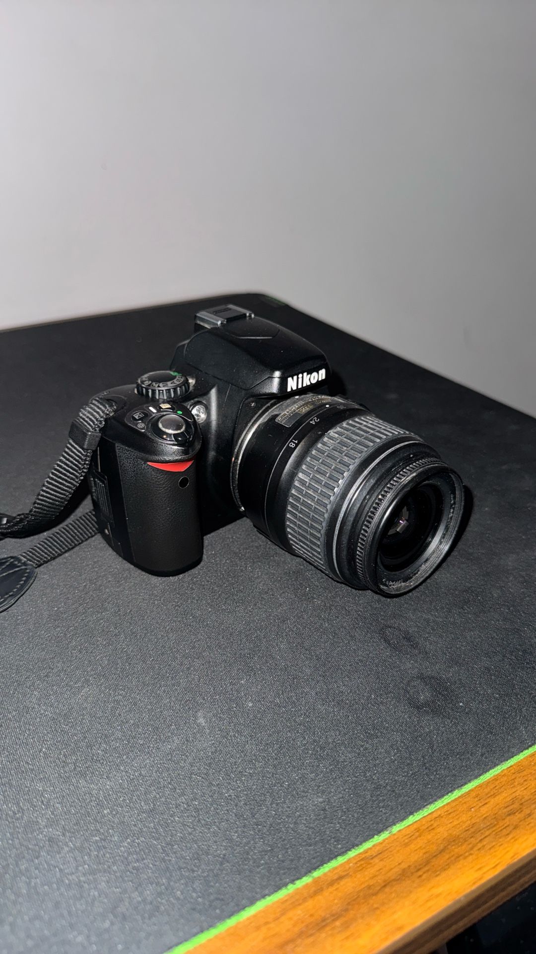 Nikon D40