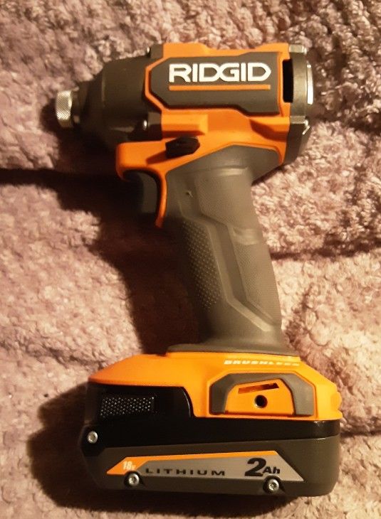RIDGID 18V Brushless 4-Mode 1/4 in. Impact Driver with 2 ah battery